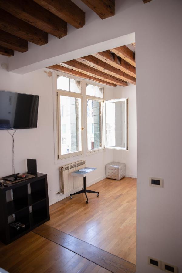 San Maurizio Apartment Венеция Экстерьер фото